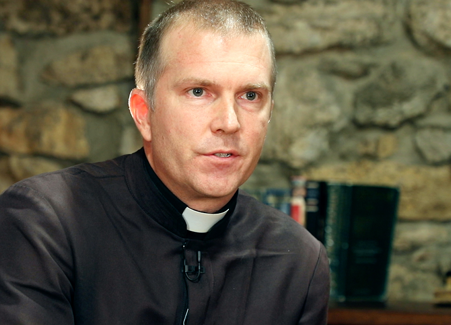 P. Joseph Bloomer, SHM, bachiller en Teolog&iacute;a